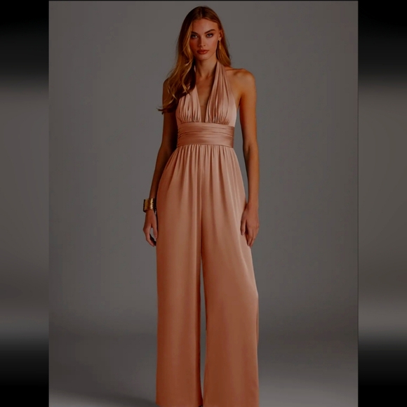 BOOHOO Women's Oli Satin JUMPSUIT SIZE 6 TALL NWT - Picture 2 of 8